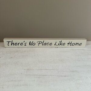 Cream Wall Decor Sign - 'There's No Place Like Home'